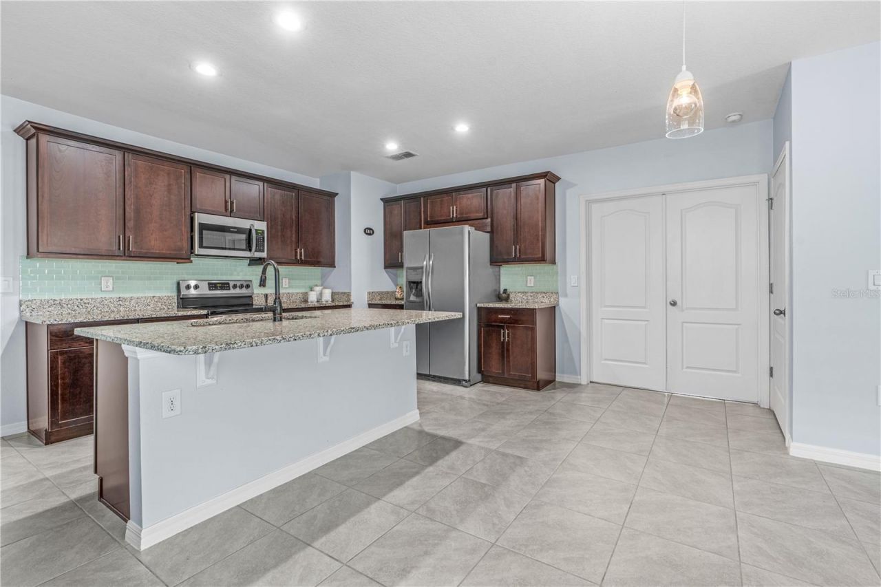211 Caryota Court, New Smyrna Beach, FL 32168 Photo