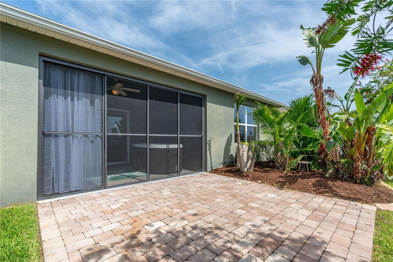 211 Caryota Court, New Smyrna Beach, FL 32168 Photo