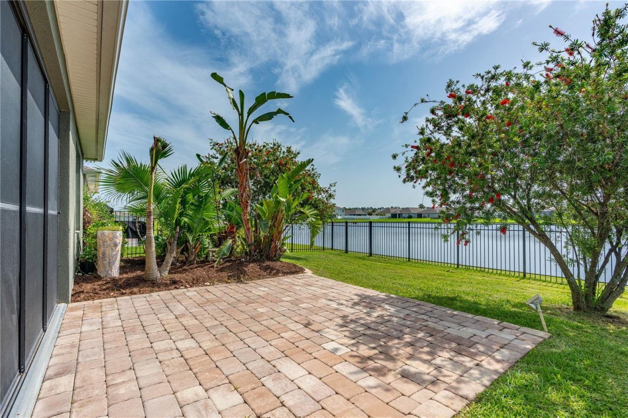 211 Caryota Court, New Smyrna Beach, FL 32168 Photo