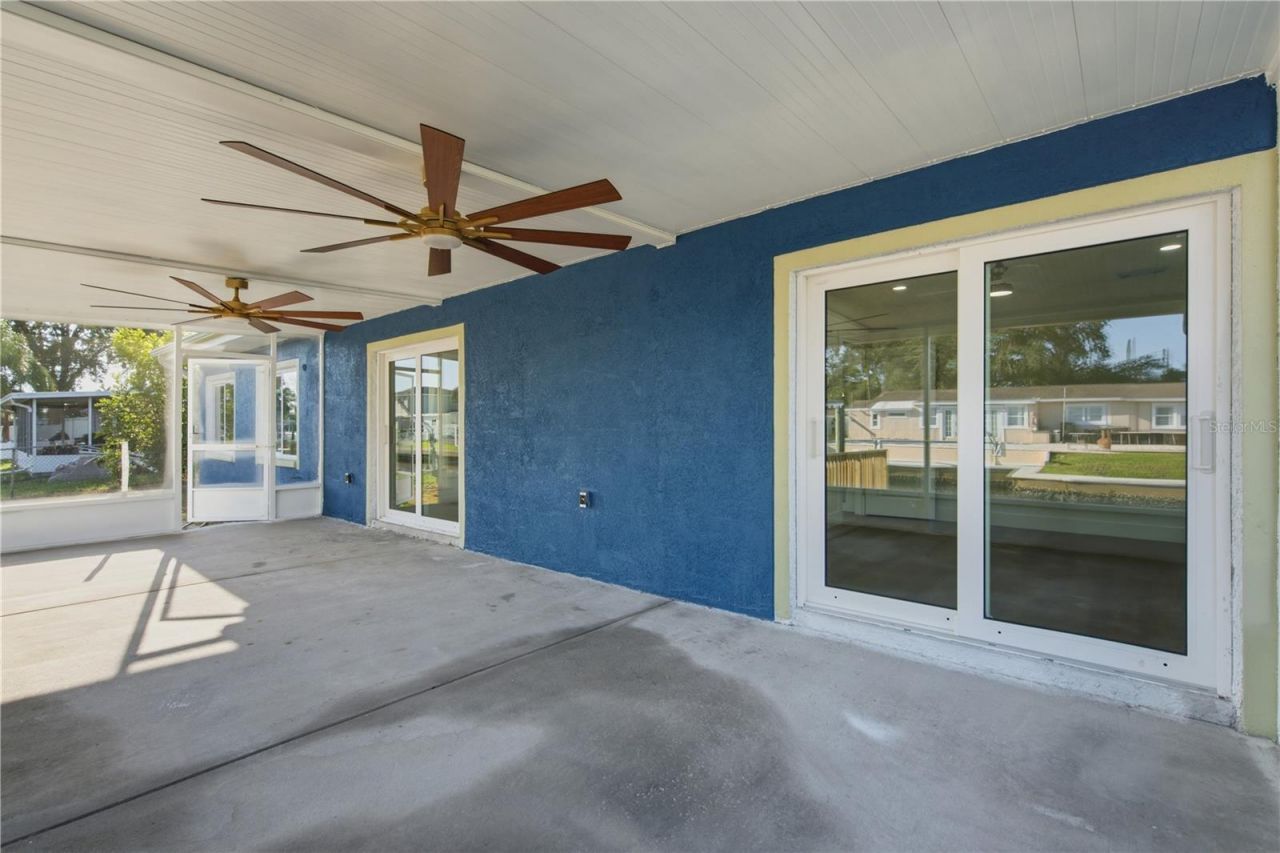 9460 Treasure Lane Ne, Saint Petersburg, FL 33702 Photo