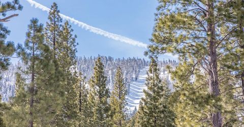 9517 Dunsmuir Way , Truckee, CA 96161 Photo