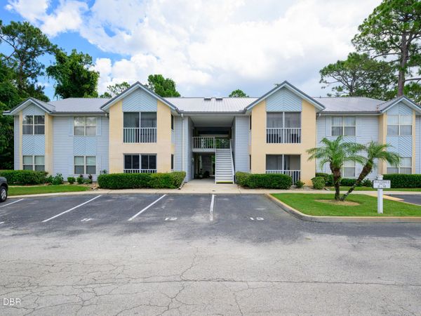 101 Bent Tree Drive, Unit 16, Daytona Beach, FL 32114