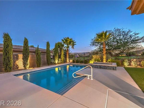118 Reflection Cove Drive, Henderson, NV 89011