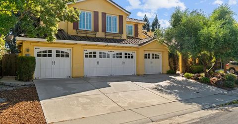 8208 Tail Race Dr, Roseville, CA 95747 Photo