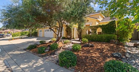 8208 Tail Race Dr, Roseville, CA 95747 Photo