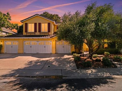 8208 Tail Race Dr, Roseville, CA 95747 Photo