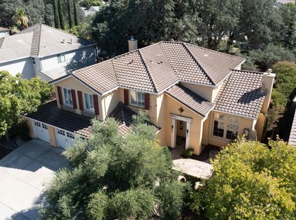 8208 Tail Race Dr, Roseville, CA 95747 Photo