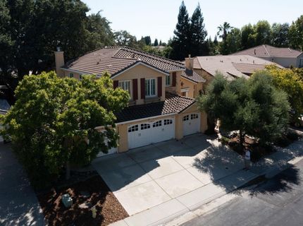 8208 Tail Race Dr, Roseville, CA 95747 Photo