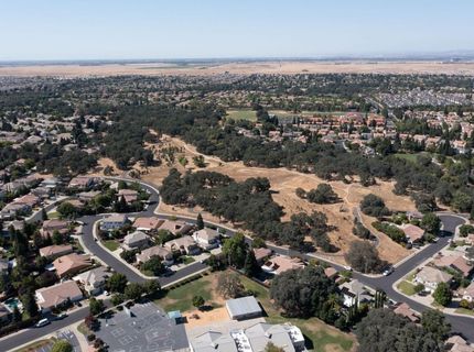 8208 Tail Race Dr, Roseville, CA 95747 Photo
