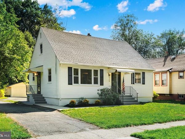 529 HUNT AVENUE, HAMILTON, NJ 08610