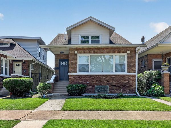 5311 W Cuyler Avenue , Chicago, IL 60641