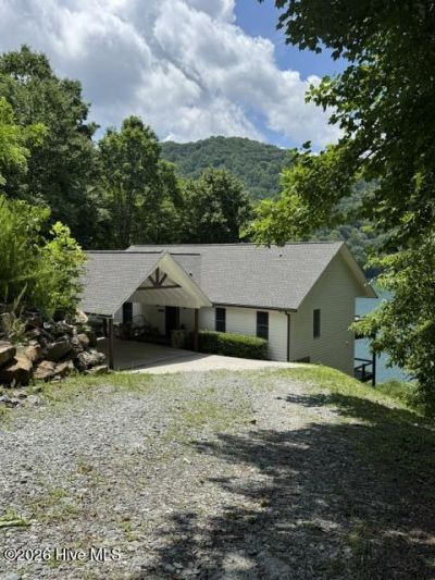 123 Tom Hay Drive, Topton, NC 28781 Main Photo