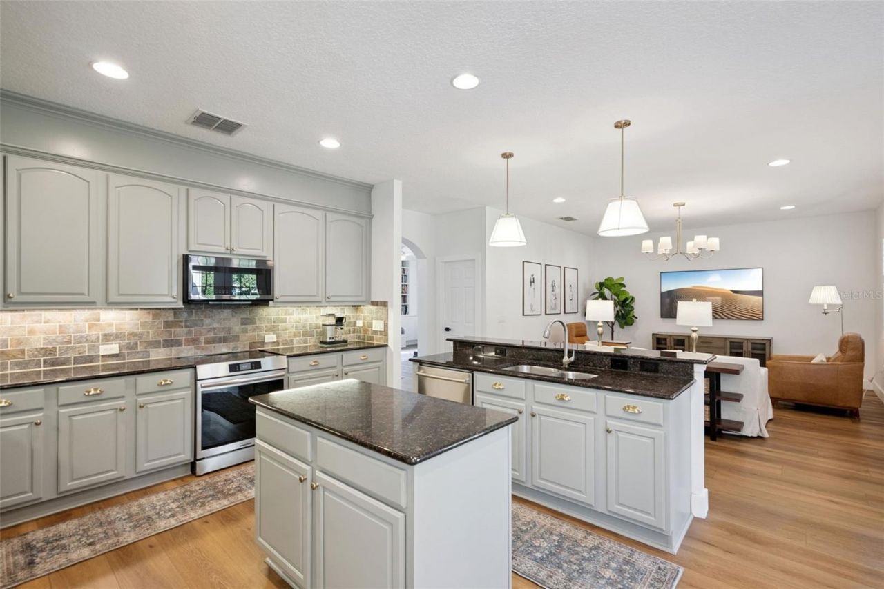 2048 Manhattan Lane, Casselberry, FL 32707 Photo