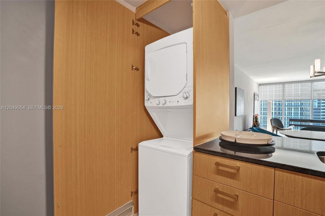 10275 Collins Ave , Unit 1116, Bal Harbour, FL 33154 Photo