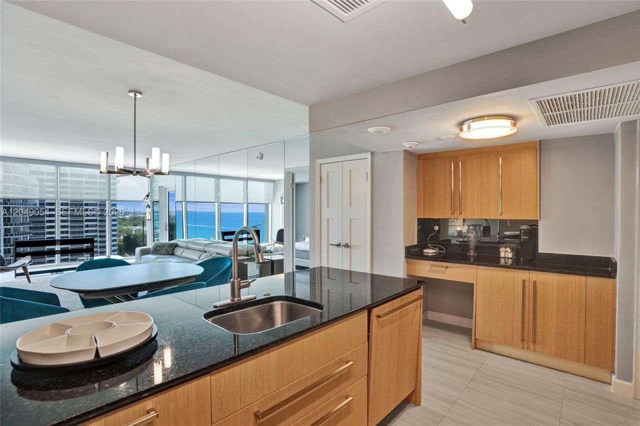 10275 Collins Ave , Unit 1116, Bal Harbour, FL 33154 Photo