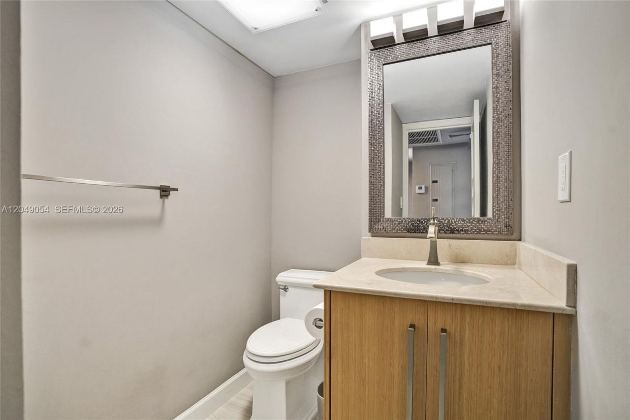 10275 Collins Ave , Unit 1116, Bal Harbour, FL 33154 Photo