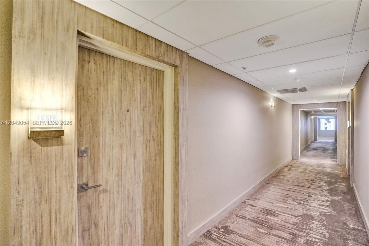 10275 Collins Ave , Unit 1116, Bal Harbour, FL 33154 Photo