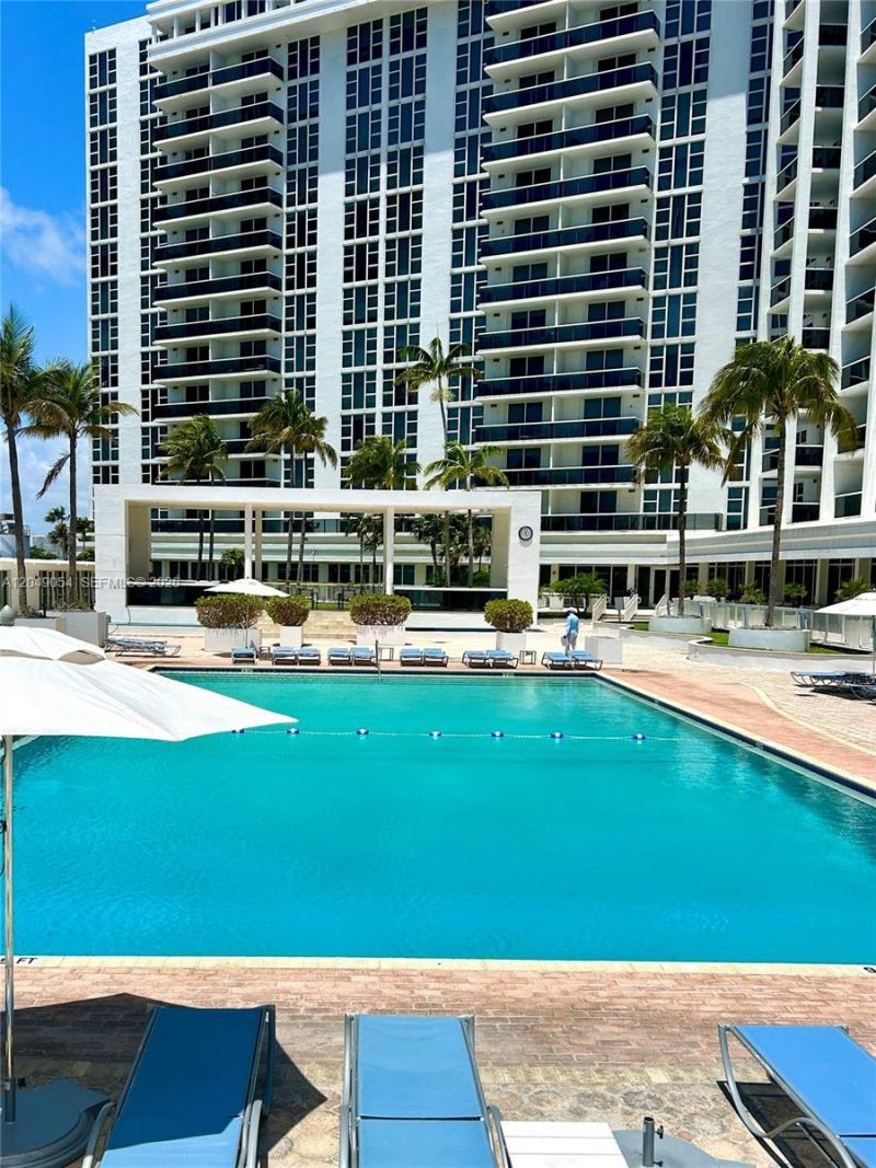 10275 Collins Ave , Unit 1116, Bal Harbour, FL 33154 Photo