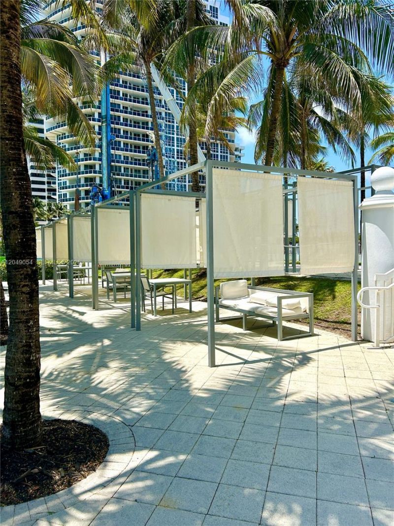 10275 Collins Ave , Unit 1116, Bal Harbour, FL 33154 Photo