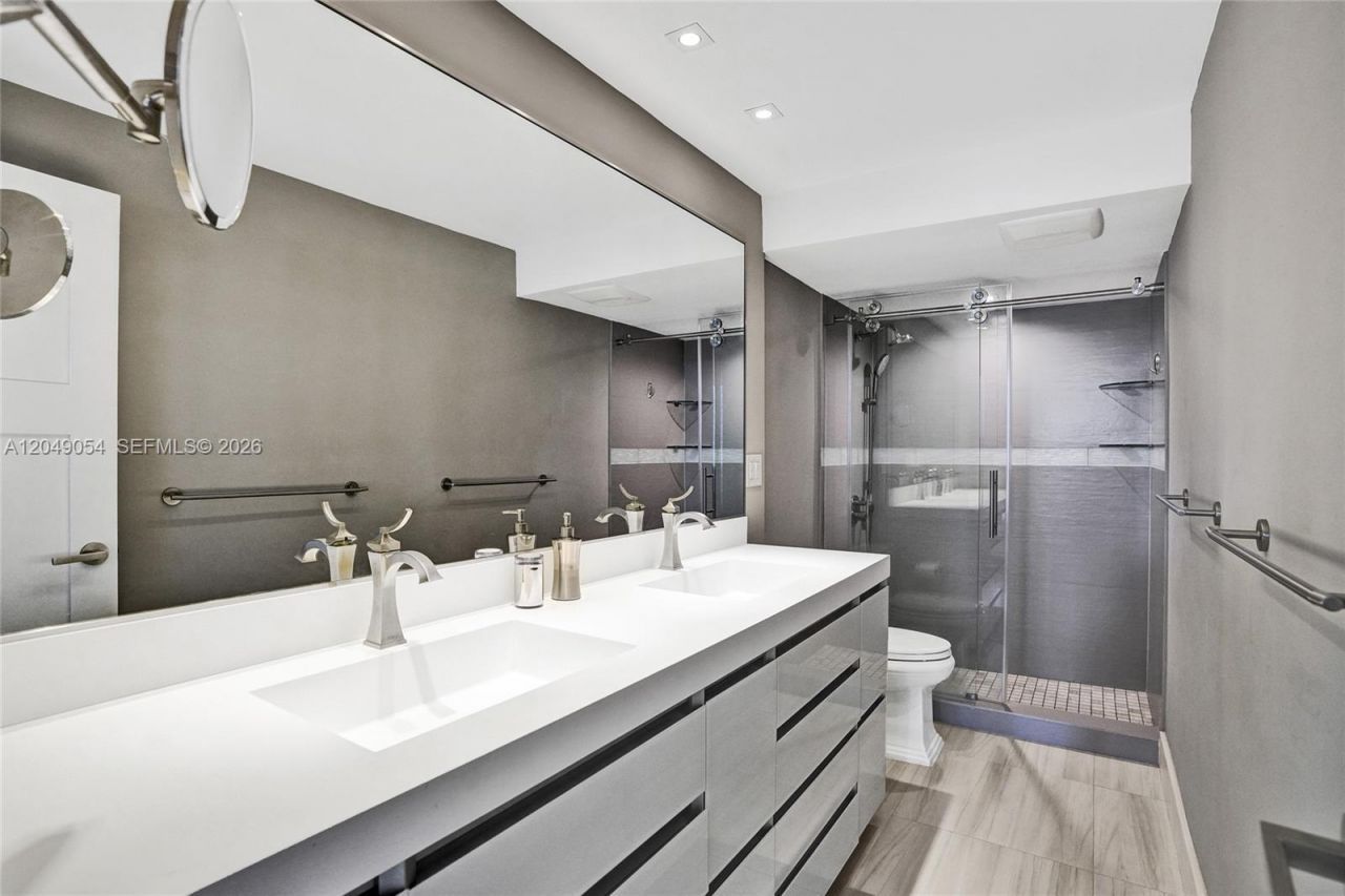 10275 Collins Ave , Unit 1116, Bal Harbour, FL 33154 Photo
