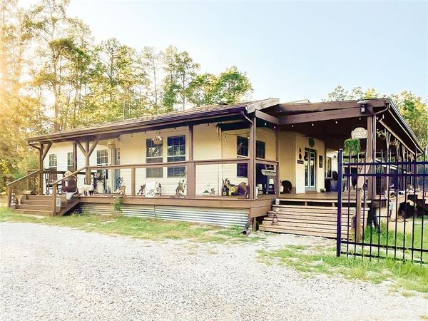 8262 US Highway 84 W, Mount Enterprise, TX 75681