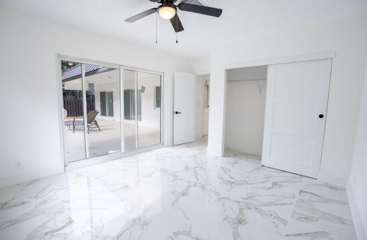 1070 SW 18th Street, Boca Raton, FL 33486 Photo