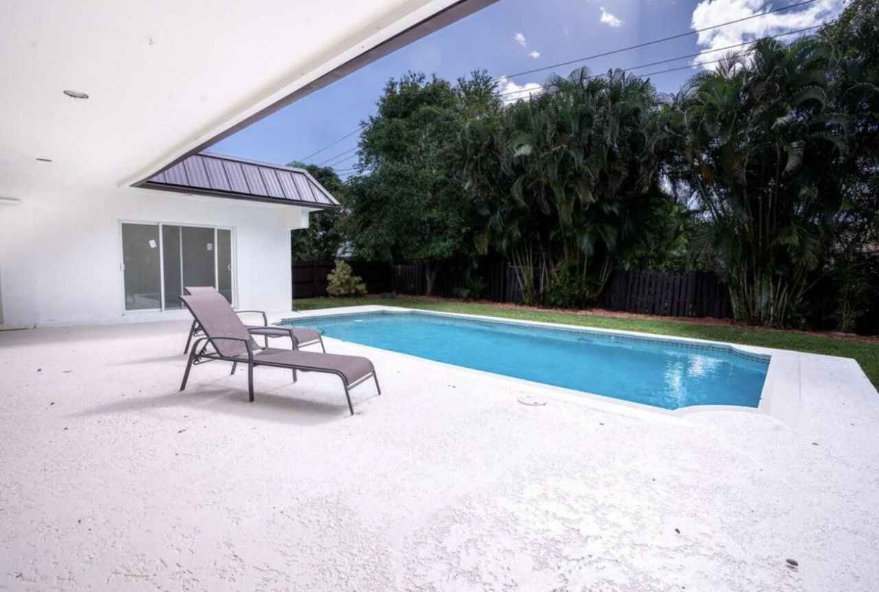 1070 SW 18th Street, Boca Raton, FL 33486 Photo