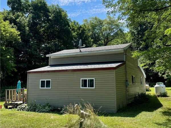 7762 Perry Road, Baldwinsville, NY 13027