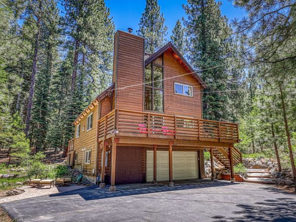 10425 The Strand, Truckee, CA 96161