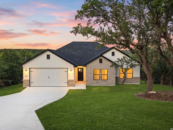 1111 Rocky Ridge Loop, Canyon Lake, TX 78133