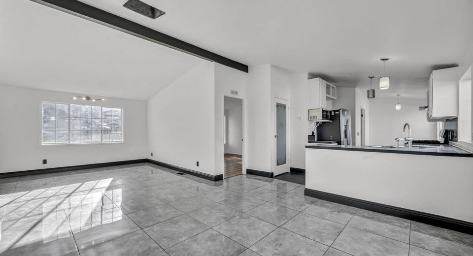 605 Wall Canyon Drive, Sun Valley, NV 89433 Photo