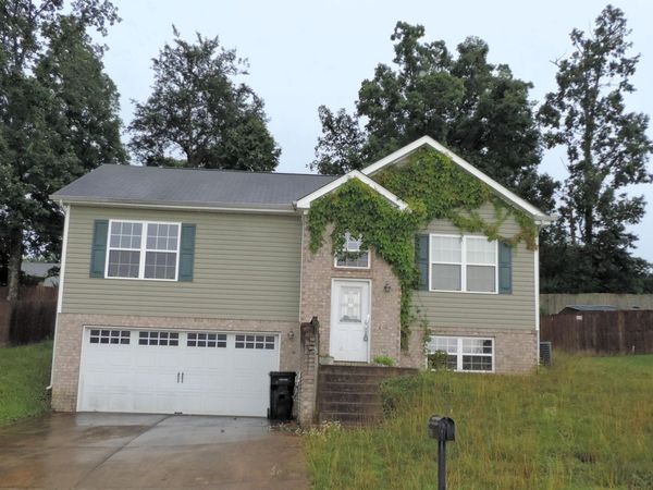2057 Short Leaf Lane, Soddy Daisy, TN 37379