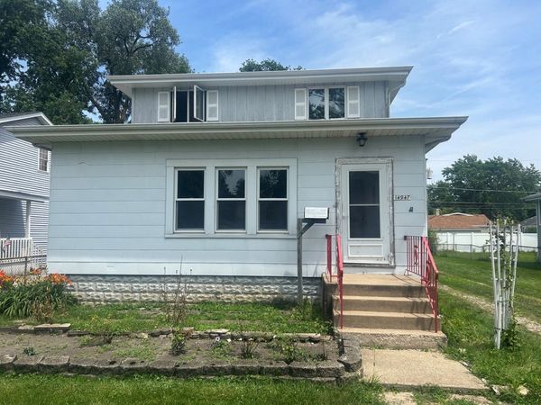 14947 Hamlin Avenue , Midlothian, IL 60445