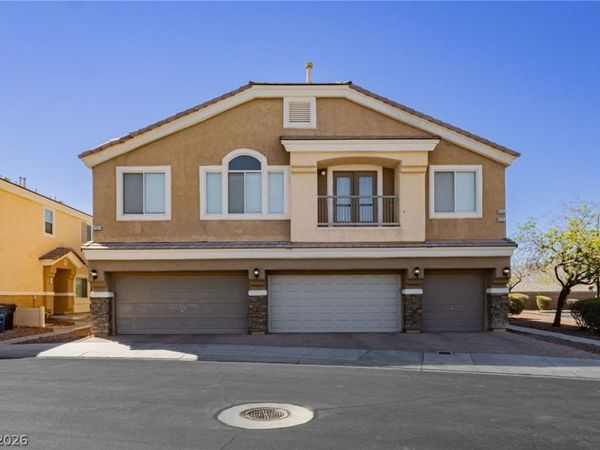 6752 Lookout Lodge Lane, Unit 2, North Las Vegas, NV 89084