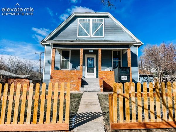 214 N 20th Street, Colorado Springs, CO 80904