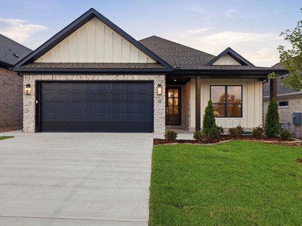 22 Mountain Brook Road, Little Rock, AR 72223