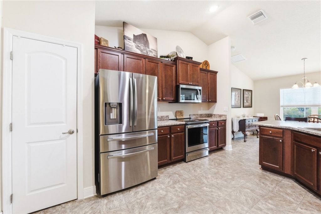1556 Eastlake Lane, Sebastian, FL 32958 Photo