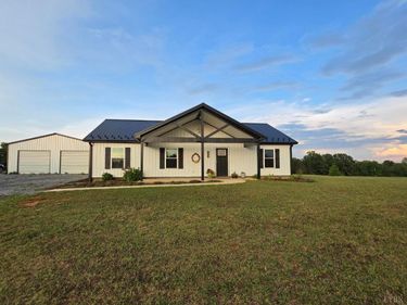 544 Collins Ferry Road, Gladys, VA 24554