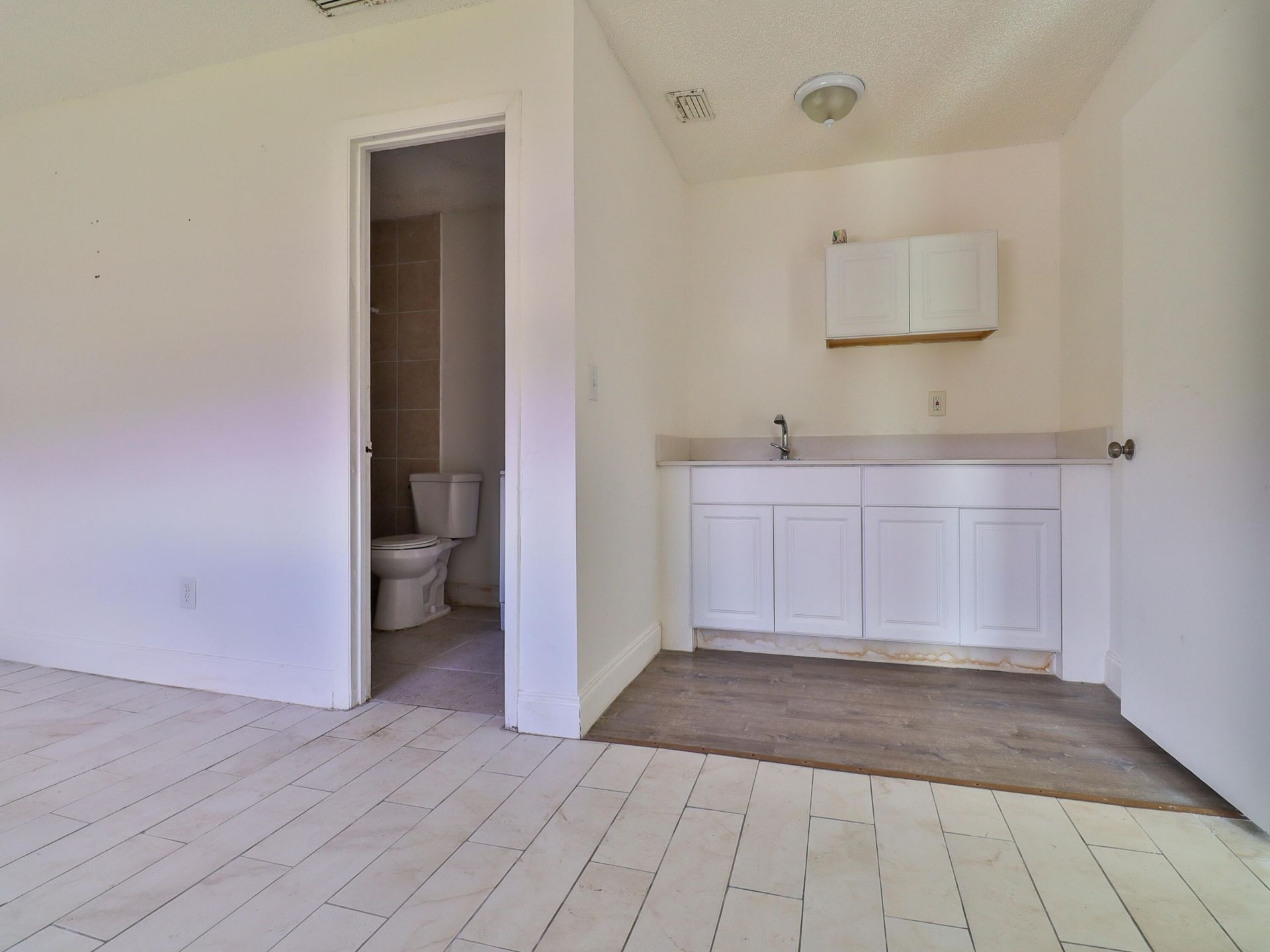 3024 W Dixie Boulevard, Fort Pierce, FL 34946 Photo