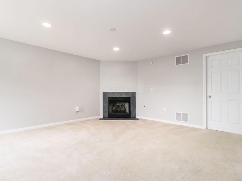 6070 Avatar Drive, Unit 13, New Albany, OH 43054 Photo 25