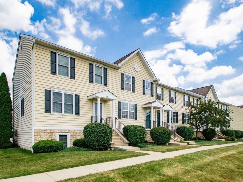 6070 Avatar Drive, Unit 13, New Albany, OH 43054 Photo 3