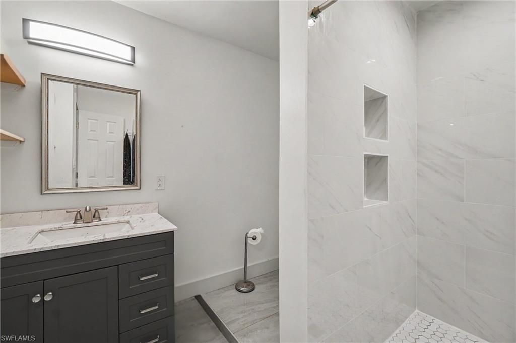 3728 Gasparilla St, Saint James City, FL 33956 Photo