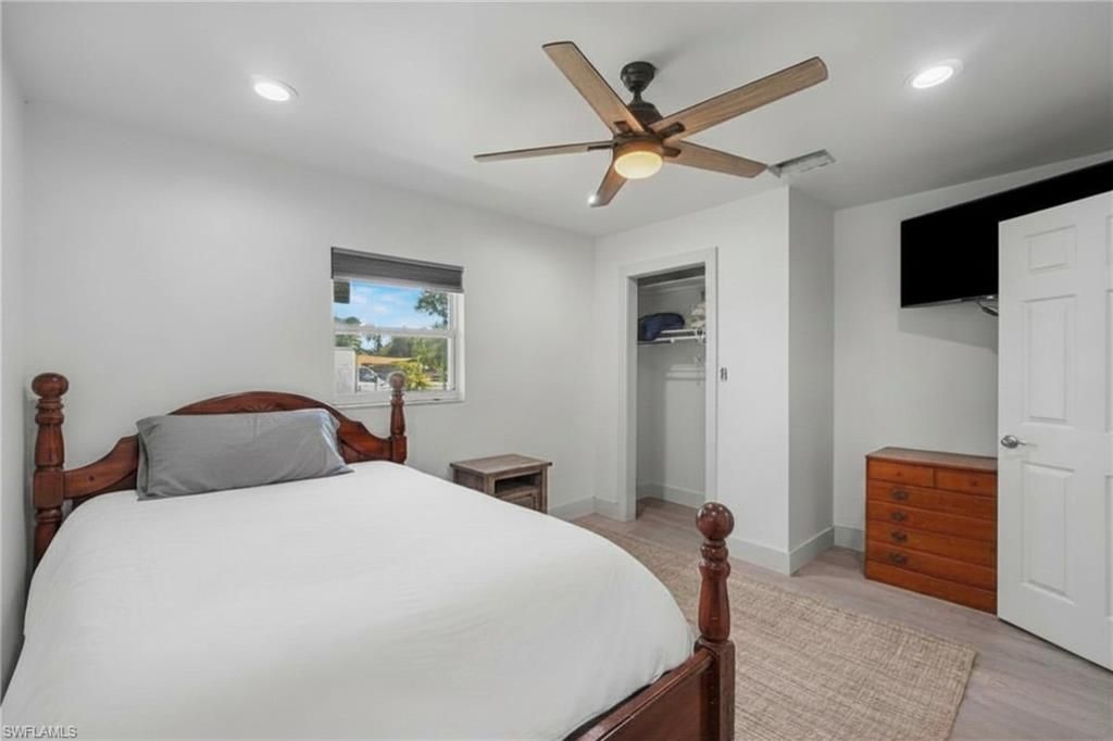 3728 Gasparilla St, Saint James City, FL 33956 Photo