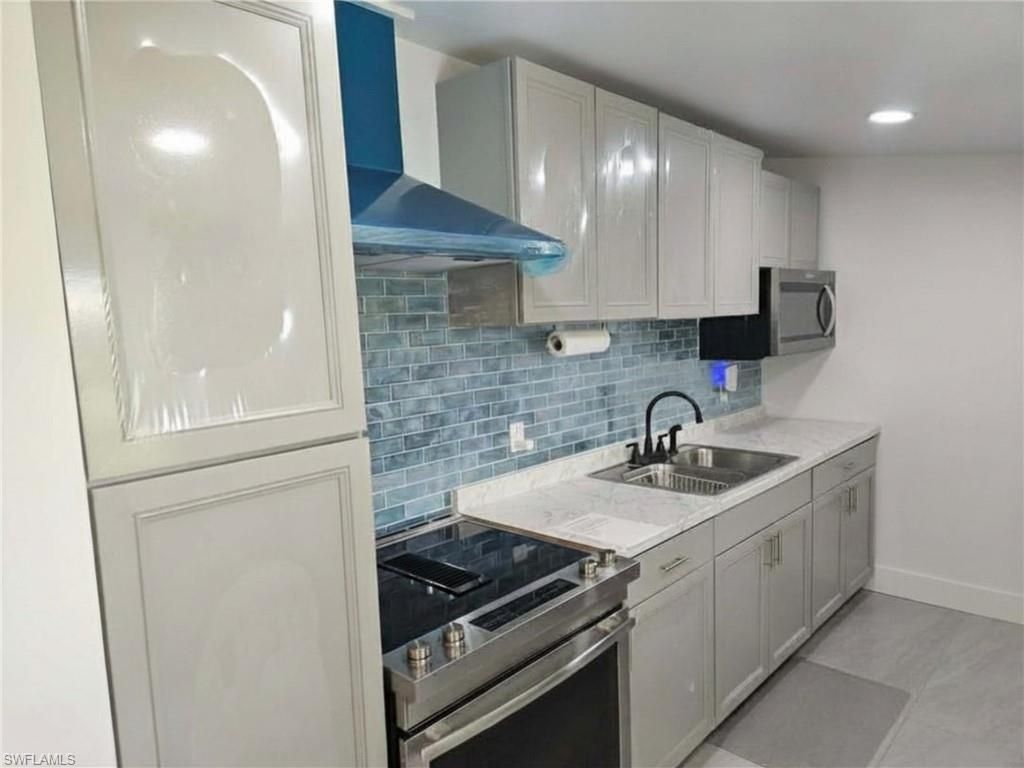 3728 Gasparilla St, Saint James City, FL 33956 Photo