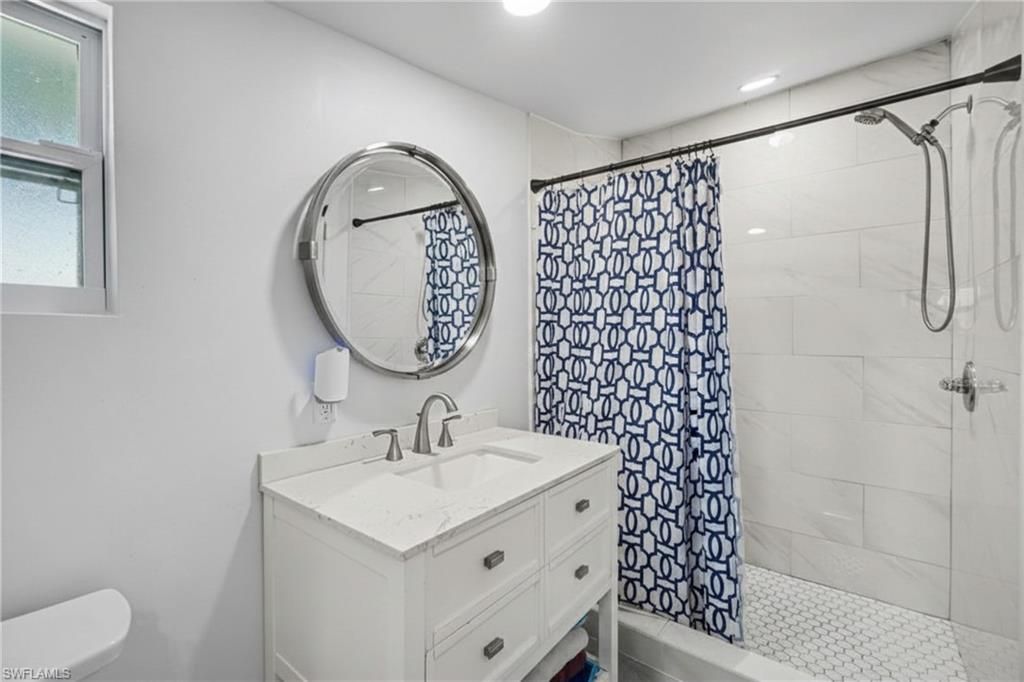 3728 Gasparilla St, Saint James City, FL 33956 Photo
