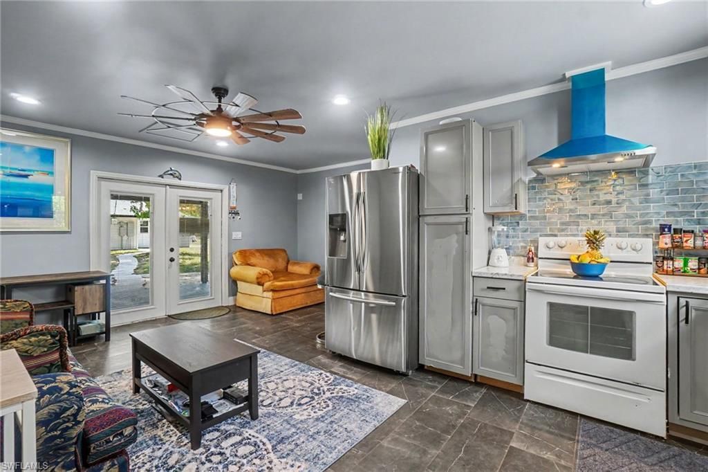 3728 Gasparilla St, Saint James City, FL 33956 Photo