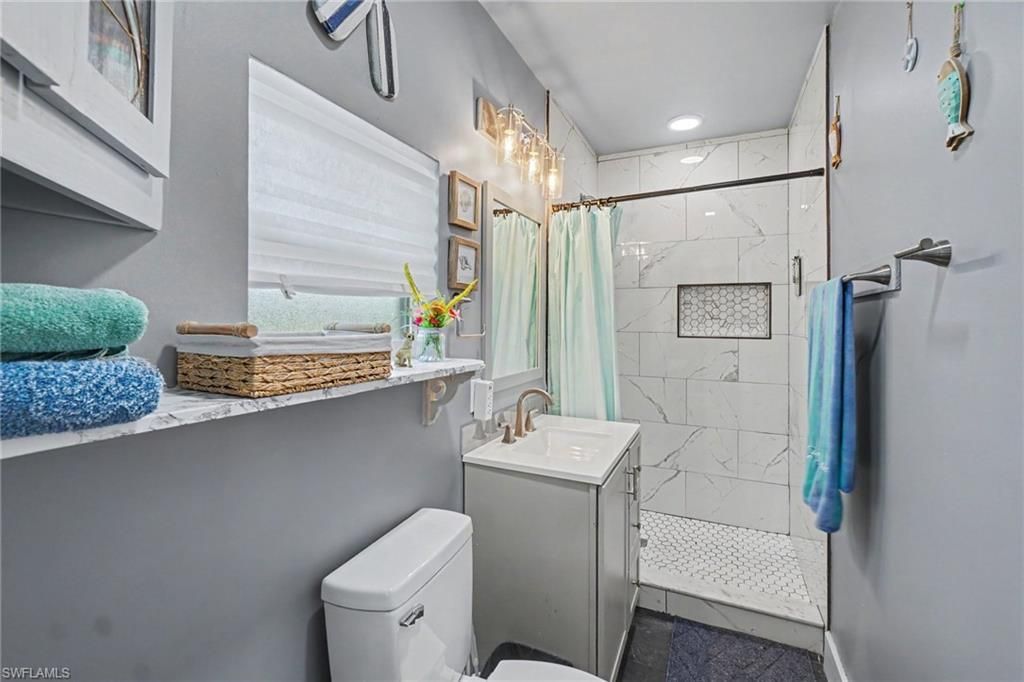 3728 Gasparilla St, Saint James City, FL 33956 Photo