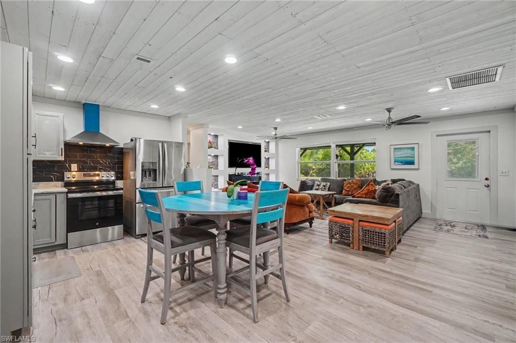 3728 Gasparilla St, Saint James City, FL 33956 Photo