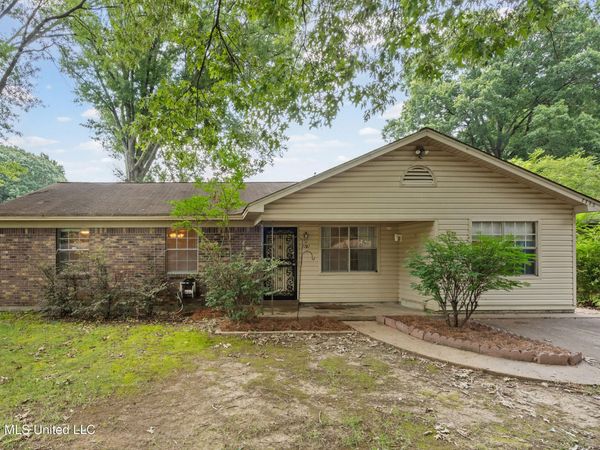 7792 Charleston Drive, Southaven, MS 38671