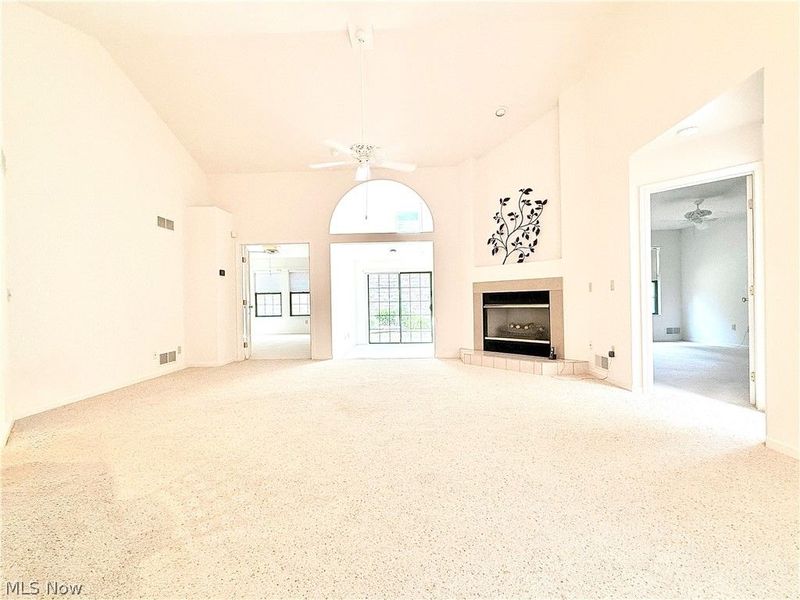 4084 Saint Andrews Court, Unit 2, Canfield, OH 44406 Photo 4